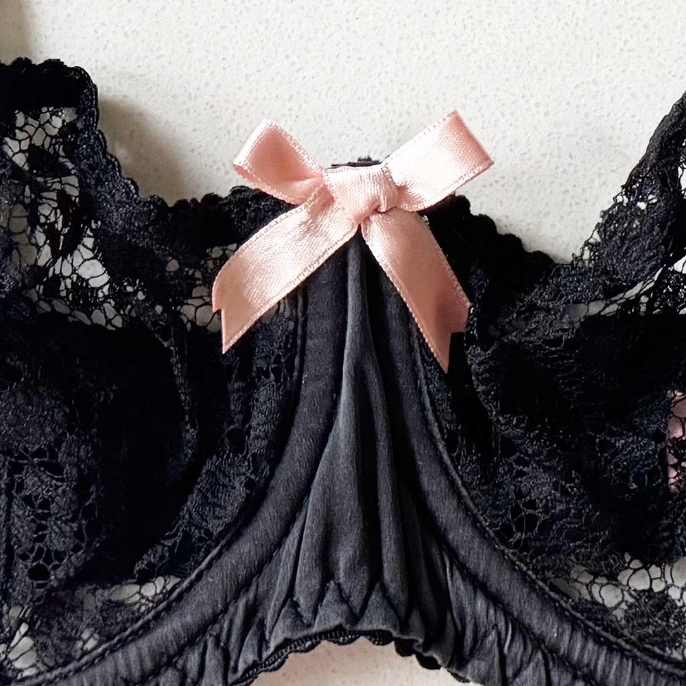 Agent Provocateur Black Lace Bra - Picture 7 of 13